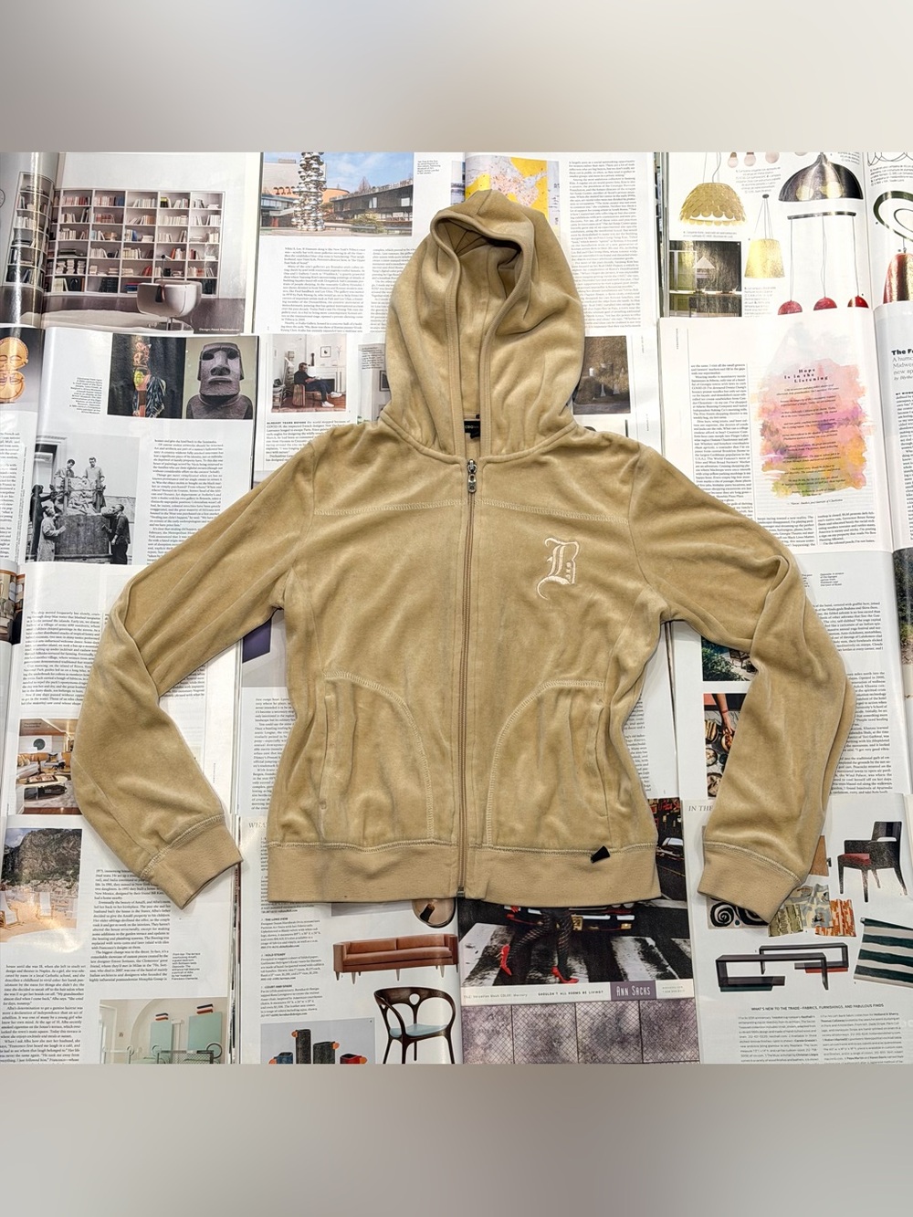 BCBG MAXAZRIA butter cream/beige track jacket from the early 2000s size S